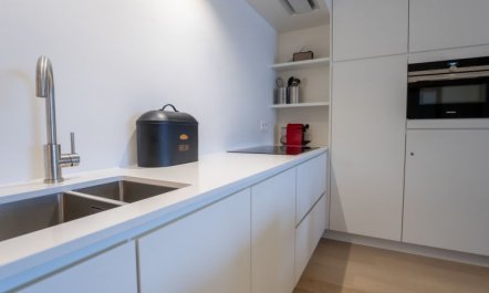 Chateauneuf with parking 7