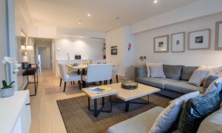 Chateauneuf with parking 1