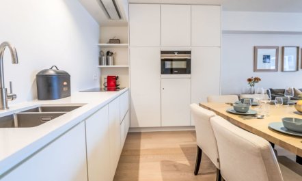 Chateauneuf with parking 2