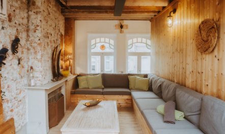 Historical and spacious 'Villa Anaïs' 1