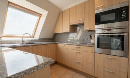 Queen Mary Apartment 3 2