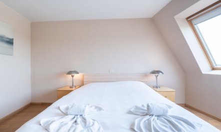 Queen Mary Apartment 3 4