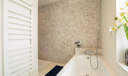 La Gabane quiet but central house 2