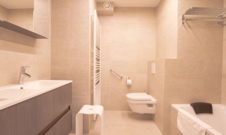 Whispering Waves with parking & terrace 4