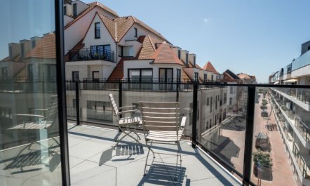 Seabird I with terrace 4