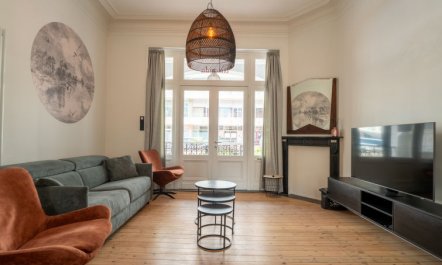 Historical and spacious 'Villa Amanda' 7