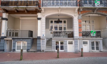 Historical and spacious 'Villa Amanda' 5