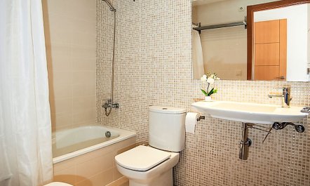 Los Lirios III Apartment 2 9