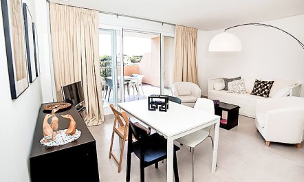 Los Lirios III Apartment 2 3