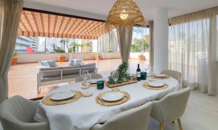 Coral Beach Apartment 6