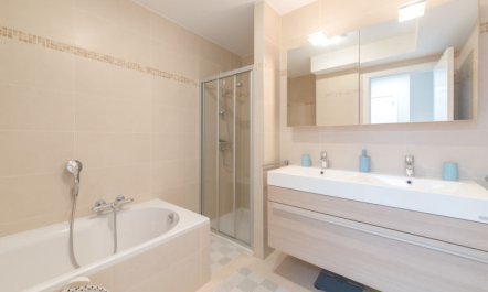 Paul's parklane Apartment 2 6