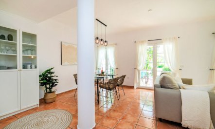 Rosada Holiday Home 4 7