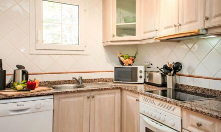 Rosada Holiday Home 4 8