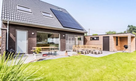 Villa Vosseslag - garage and big garden