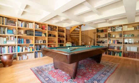 Villa Rosetree with sauna and pool table 3