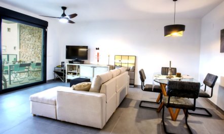 Golden Ray Apartment 2 3