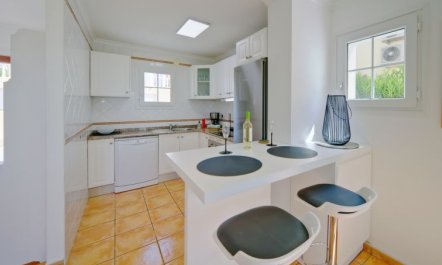 Bel Air Holiday Home 3 4