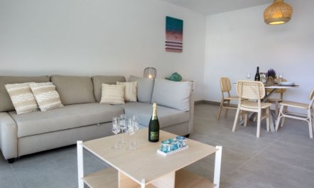 Golden Ray Sun Apartment 3 4