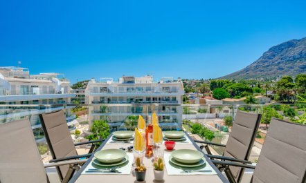 Marina Real I Penthouse Apartment 2 3