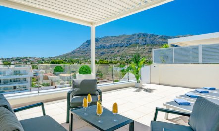 Marina Real I Penthouse Apartment 2 4