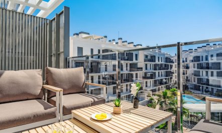 Marina Real III Apartment 7 3