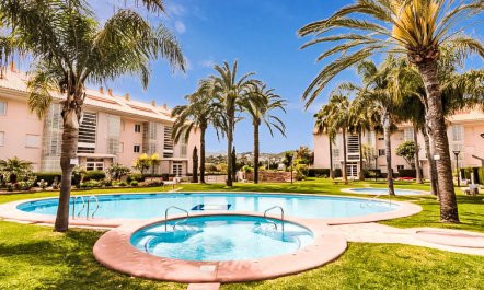 Golden Gardens Apartment 3