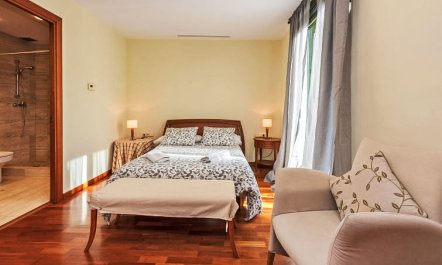 Plaza Catalunya/Rda.Universidad 9