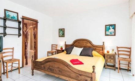 Roses Holiday Center Apartment 11 7