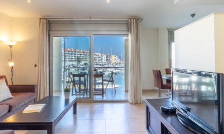 Del Port Apartment 4 1