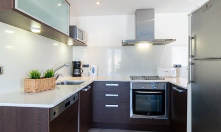 Del Port Apartment 4 3