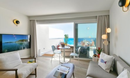 Neptuno Suite Playa 5