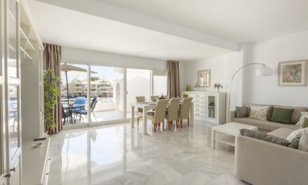 Puerto Marina Apartment 2 8