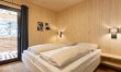 Superior Chalet mit Sprudelpool innen 4