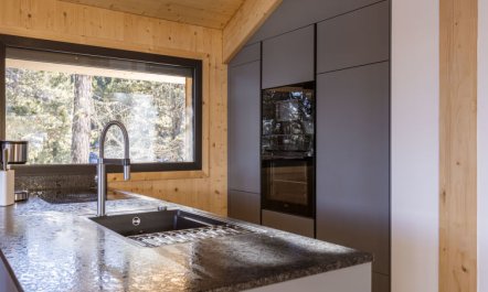 Superior # 1 Sauna & Hot Tub Holiday Home 2 4