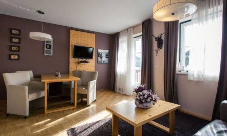 #6 mit Balkon Apartment 2 2