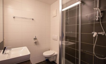 Studio #13 mit Balkon Apartment 6 4