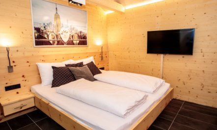 Premium mit Sauna & Außenbadewanne Apartment 13 3