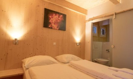 #27 mit IR-Sauna und Sprudelbad Innen Apartment 33 3