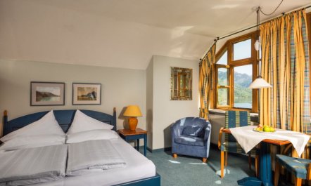 Doppelzimmer Seeblick Apartment 2 4