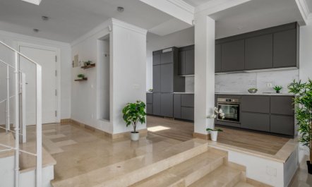 Ivy Green Golf view 9