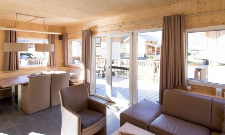 Superior # 15 mit IR-Sauna & Sprudelbad Apartment 3 1