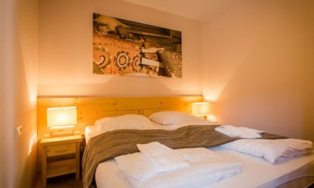 #5 mit Balkon Apartment 7 3