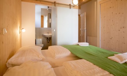 #28 mit Sauna und Sprudelbad innen Apartment 60 3