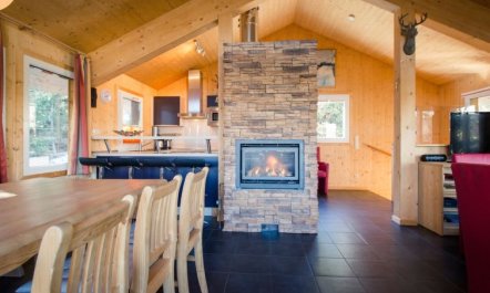 #22 mit IR-Sauna & Sprudelwanne Innen Apartment 53 2