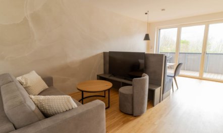 be blue Apartment 8 4