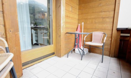 Falkner Apartment 13 4