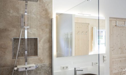 M2 Swim Spa 8 Apartment 5 3