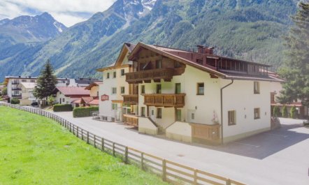 Falkner Apartment 14