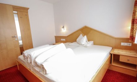 Falkner Apartment 14 7