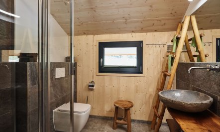 mit 4 Schlafzimmern für bis zu 10 P. Holiday Home 2 4